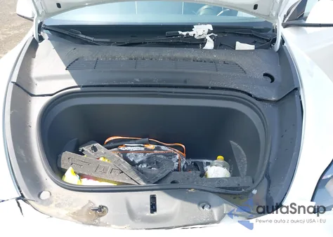 2025 Tesla Model Y Long Range Dual Motor All-Wheel Drive из США, поврежденный, VIN 7SAYGDED1SF247293